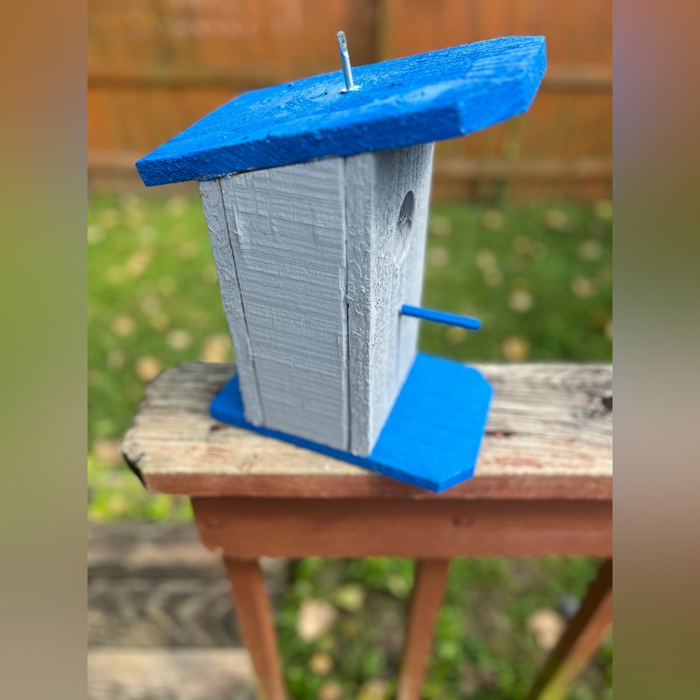 Birdhouse
🫶No bundling birdhouses(due to weight & size)🫶 - Picture 2 of 7